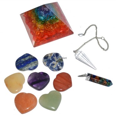 Chakra Hearts Pyramids Positive Mind Crystals Kit