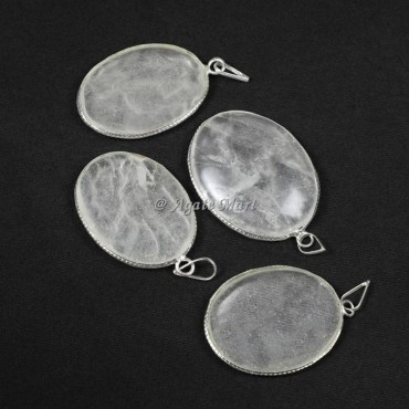Fashionable Oval Shape Pendant